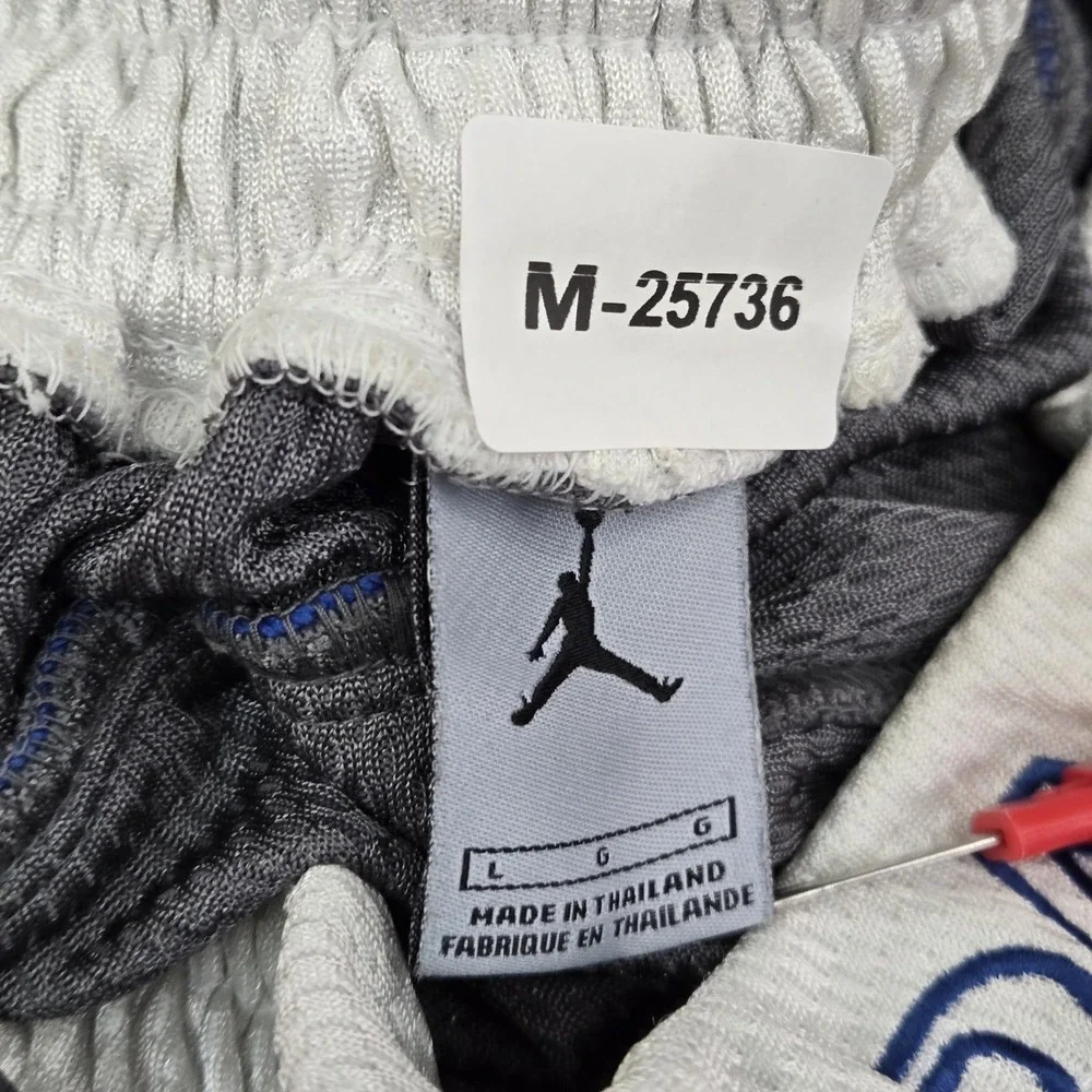 VINTAGE Air‎ Jordan Men Activewear Shorts L Gray Embroidered Jumpman Logo 10